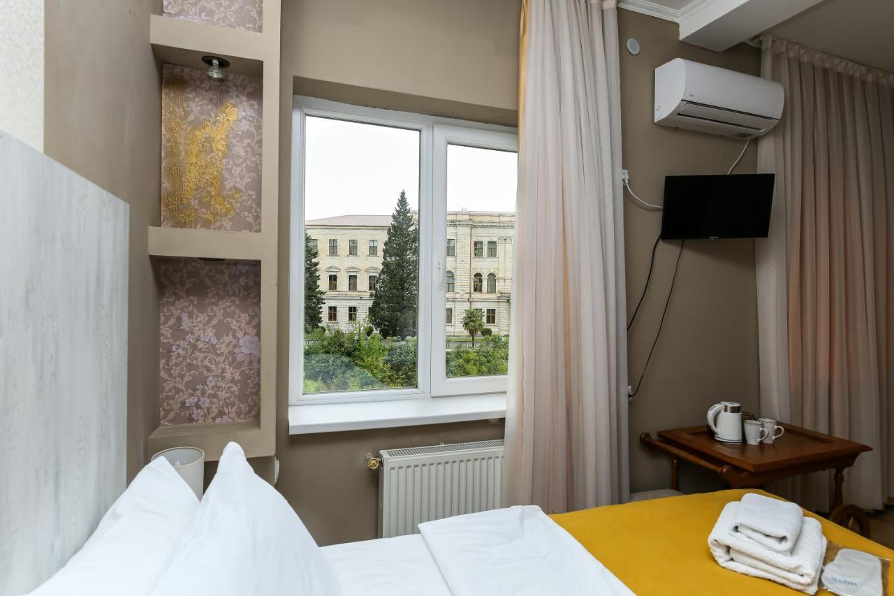 David Hotel Кутаиси Екстериор снимка