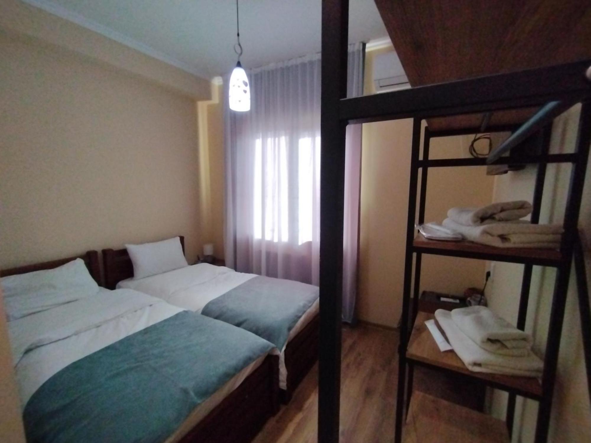 David Hotel Кутаиси Екстериор снимка